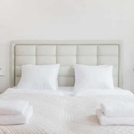 Apartment Dream With Grand Terrace In The Center