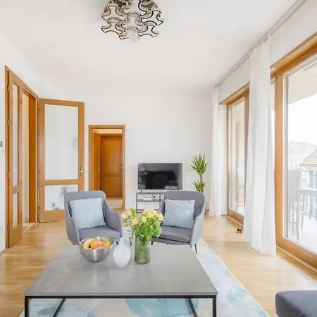 Dream With Grand Terrace In The Center Apartment